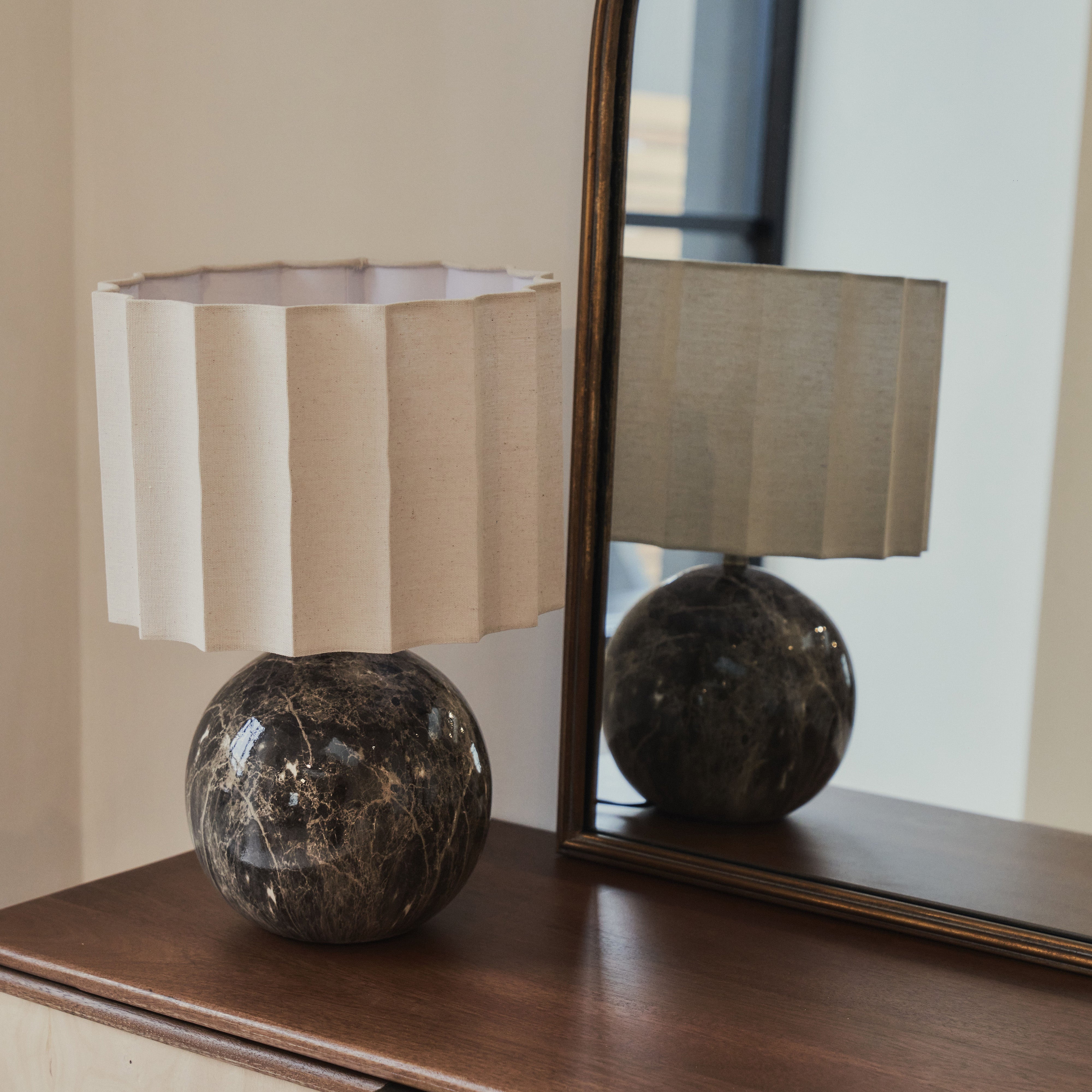 Amelia Arched Mantel Mirror - Elegant Antique Gold Fireplace Mirror - 100 x 87 cm