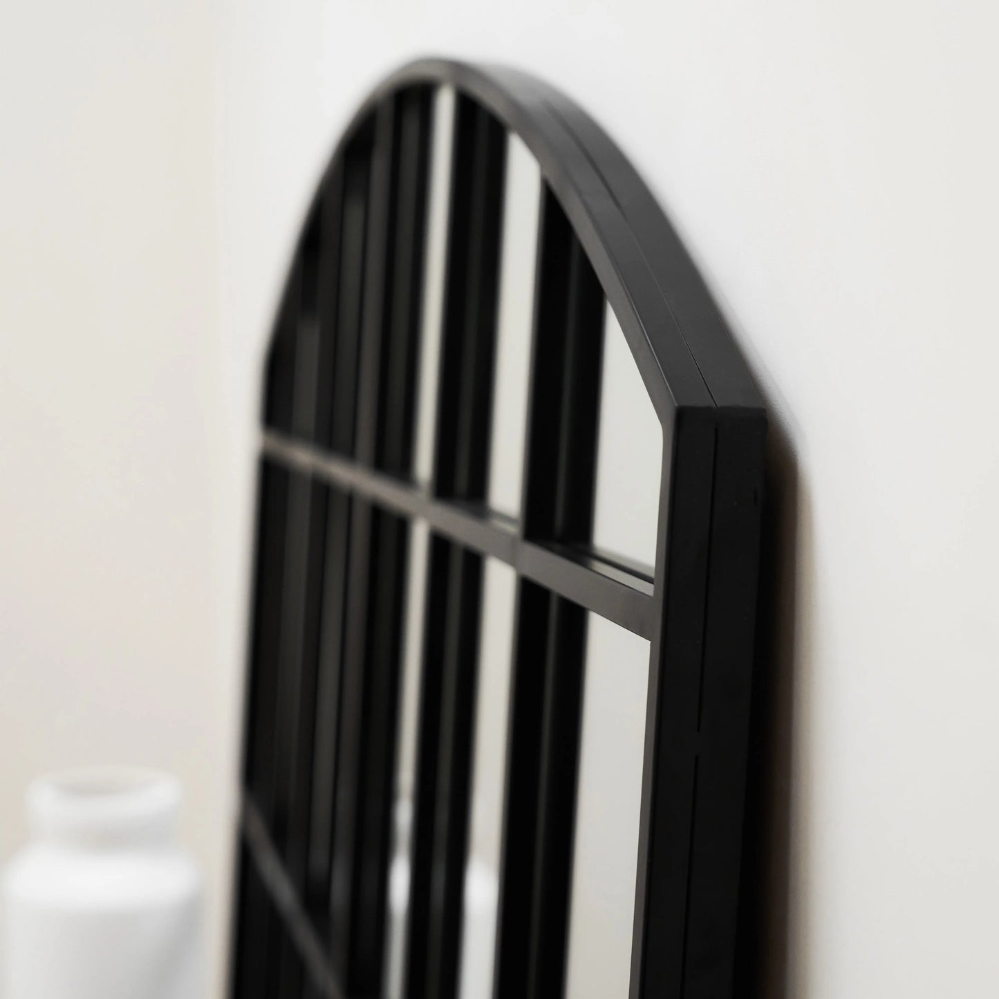 Industrial Arched Window Mirror in Matte Black Metal - 120 x 80 cm Spiegel Weltt