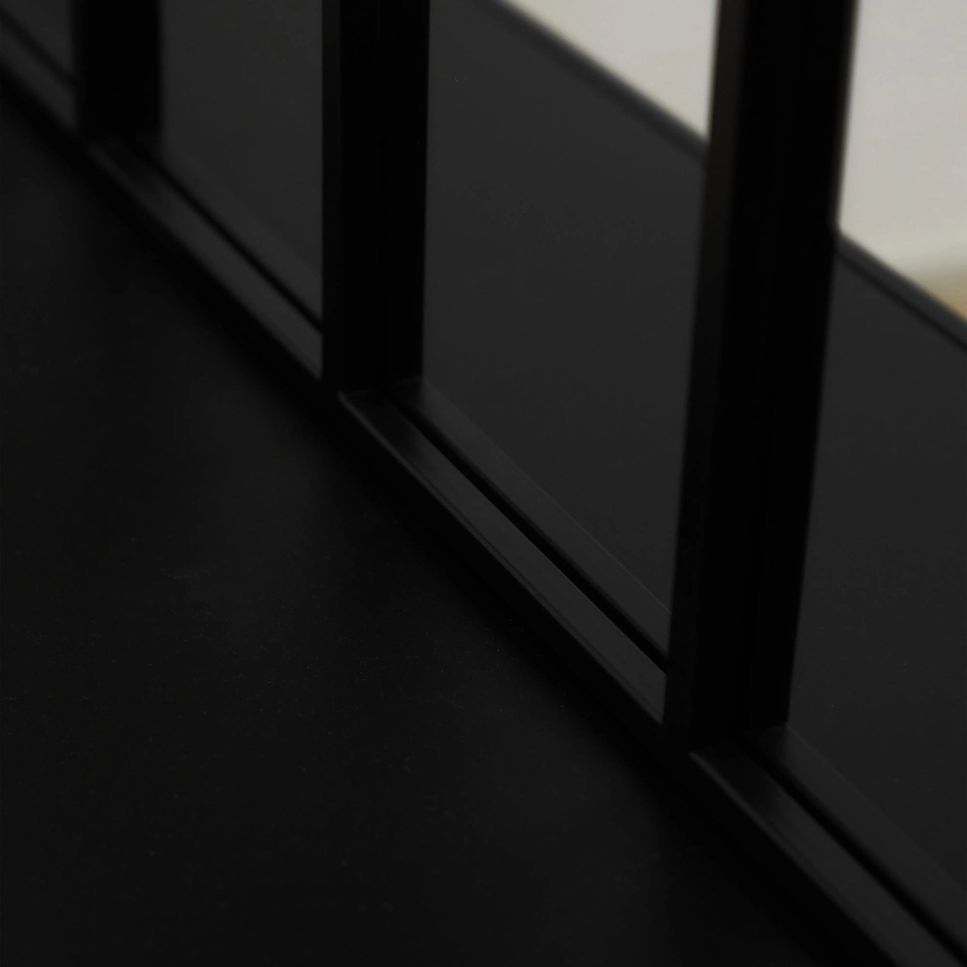 Industrial Arched Window Mirror in Matte Black Metal - 120 x 80 cm Spiegel Weltt