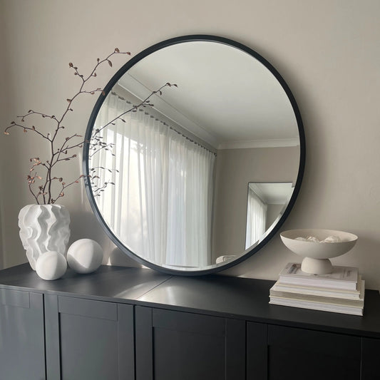 Modern Round Wall Mirror with Matte Black Metal Frame - 80 cm Spiegel Weltt