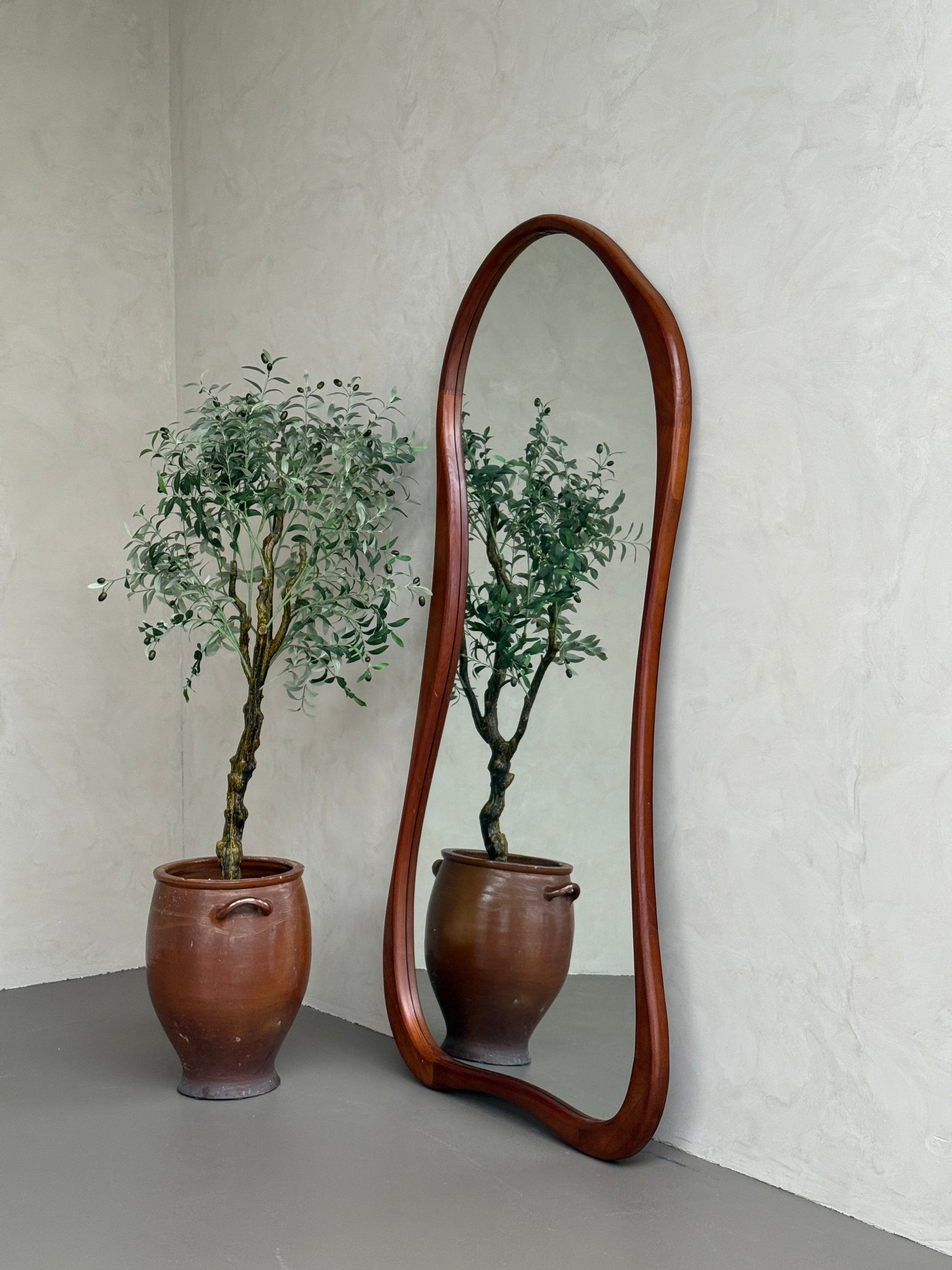 Mira Walnut Organic Wood Floor Mirror – 200 x 100 cm Mirrorum