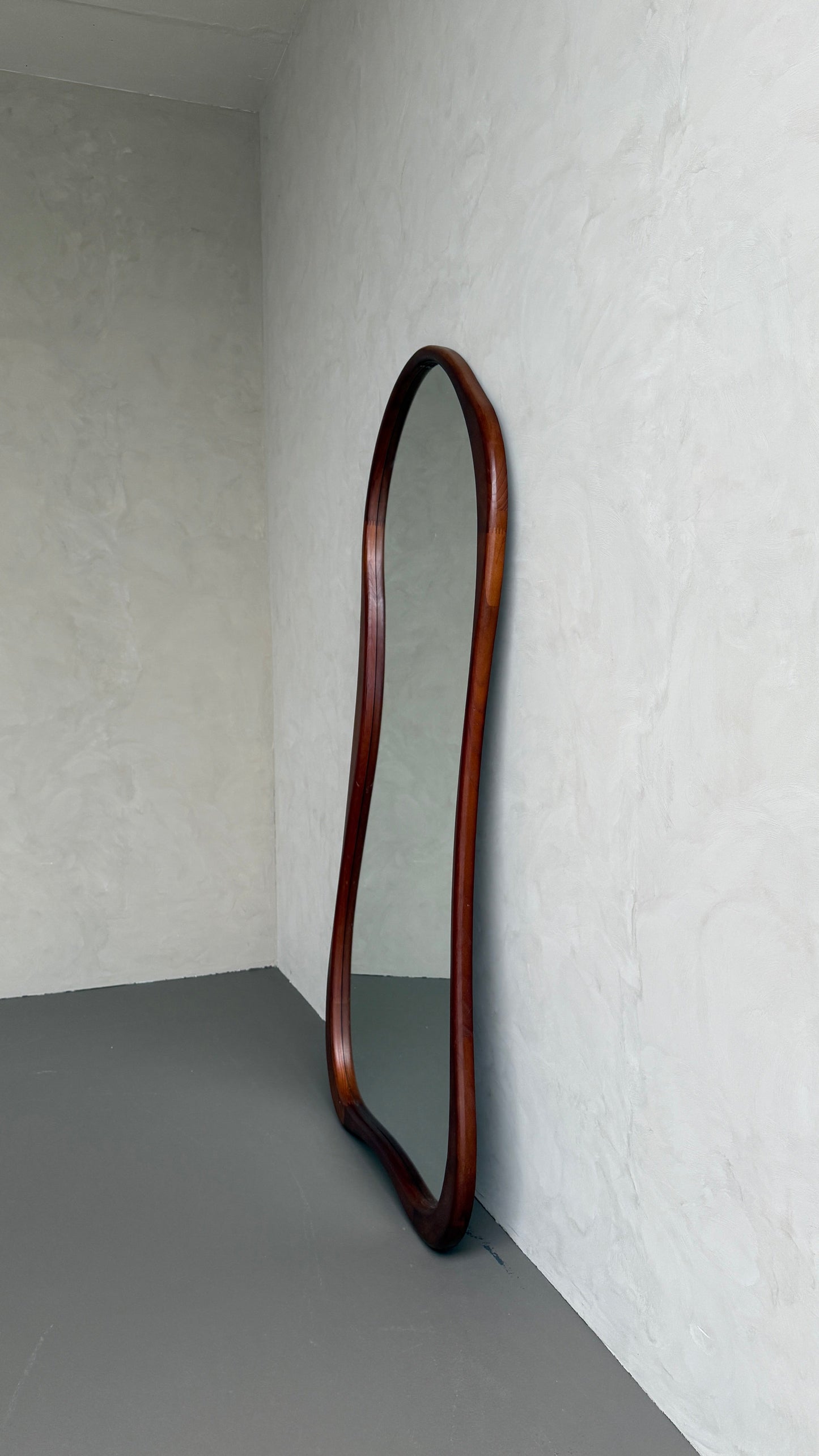 Mira Walnut Organic Wood Floor Mirror – 200 x 100 cm Mirrorum