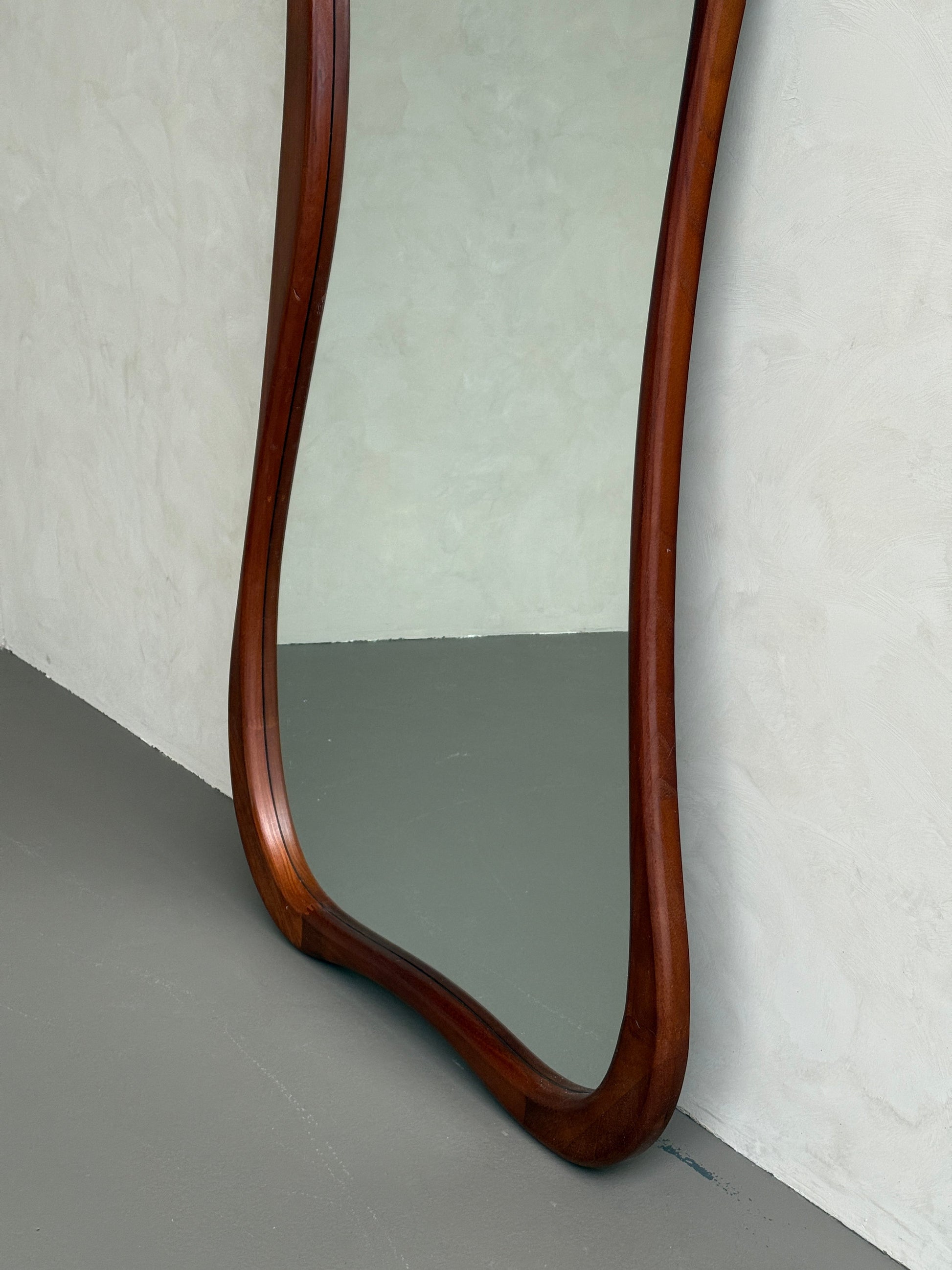 Mira Walnut Organic Wood Floor Mirror – 200 x 100 cm Mirrorum
