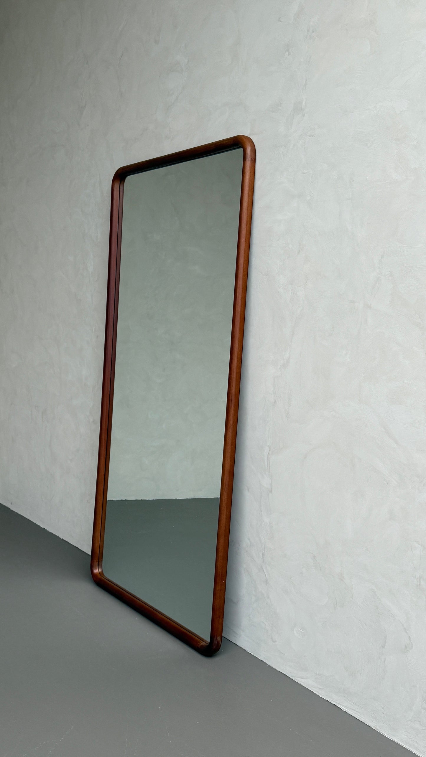 Elin Walnut – Rectangular Solid Wood Floor Mirror 200 x 100 cm Mirrorum