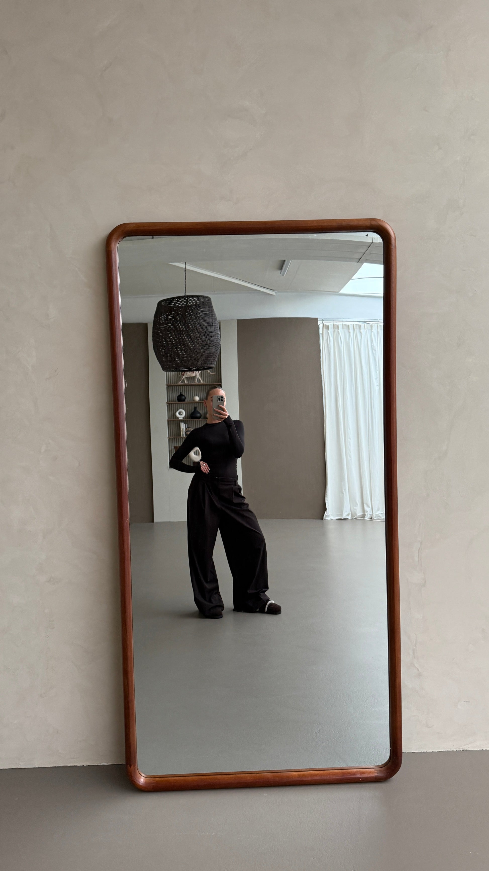 Elin Walnut – Rectangular Solid Wood Floor Mirror 200 x 100 cm Mirrorum