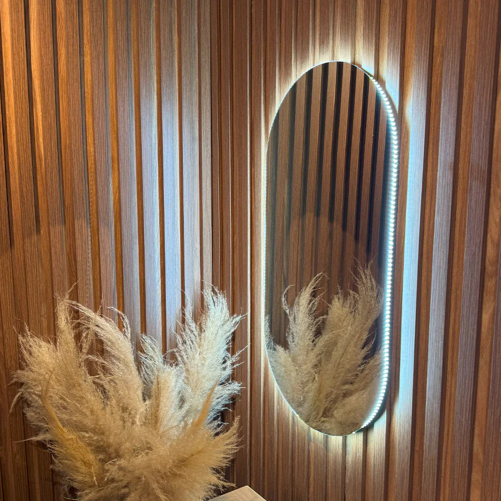 Slim Round Mirror with LED - Elegant and Modern Lighting